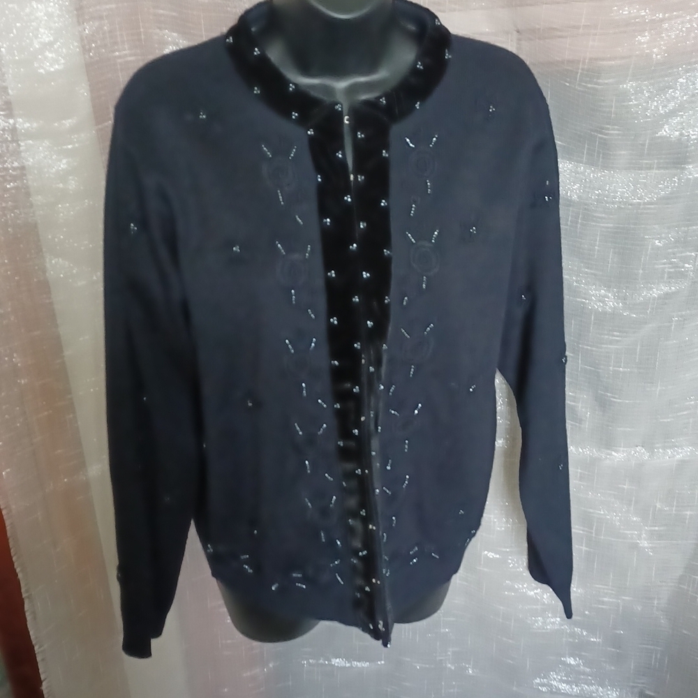 Ship ‘N Shore Vintage Black Cardigan with Embroidered roses & beads Sz L
